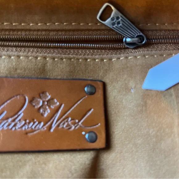 Patricia Nash Laureana Blue Croc
Embossed Purse Frame Chain
Strap - EUC - Picture 12 of 12